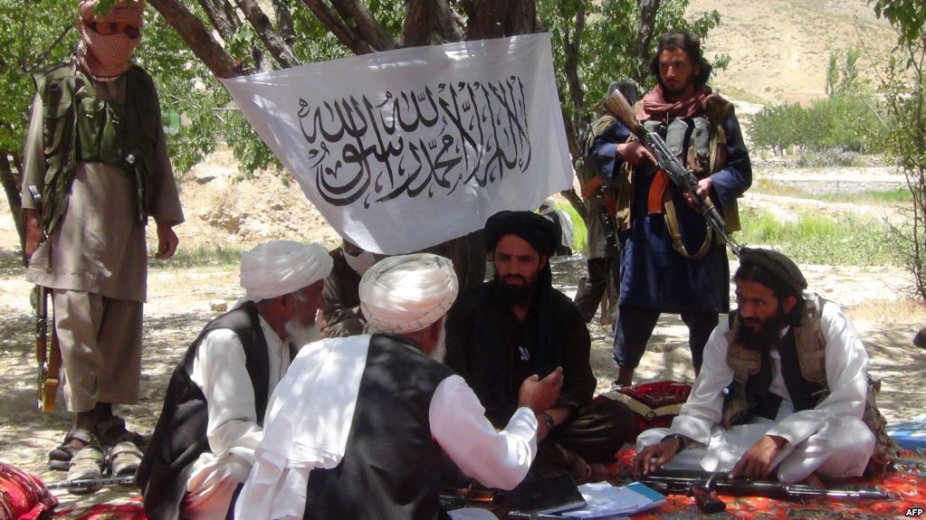Petempur Taliban di distrik Ahmad Aba, Paktia (foto: AFP) 